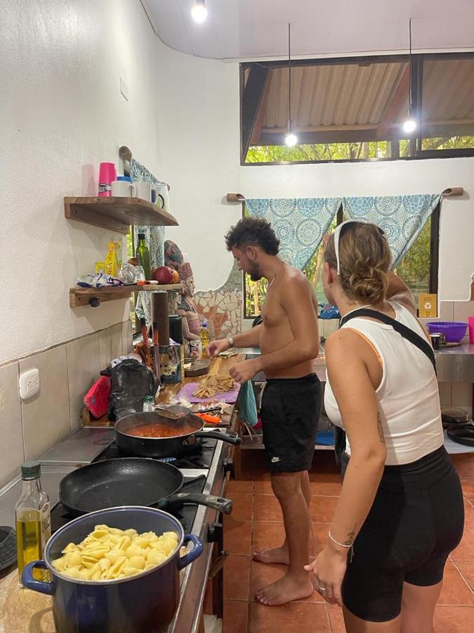 Luminosa Uvita Hostel Buitenkant foto