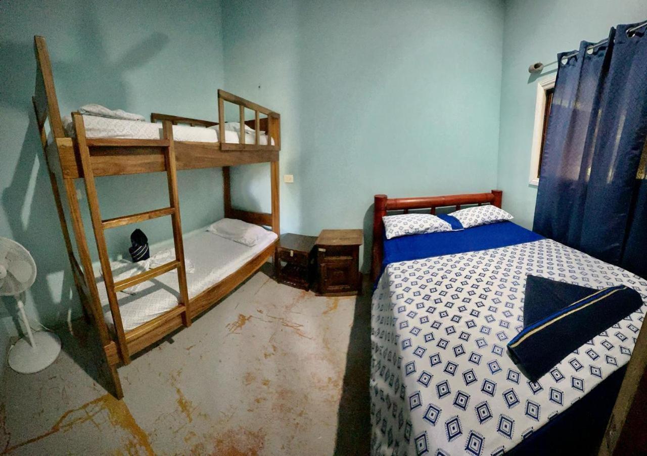 Luminosa Uvita Hostel Buitenkant foto