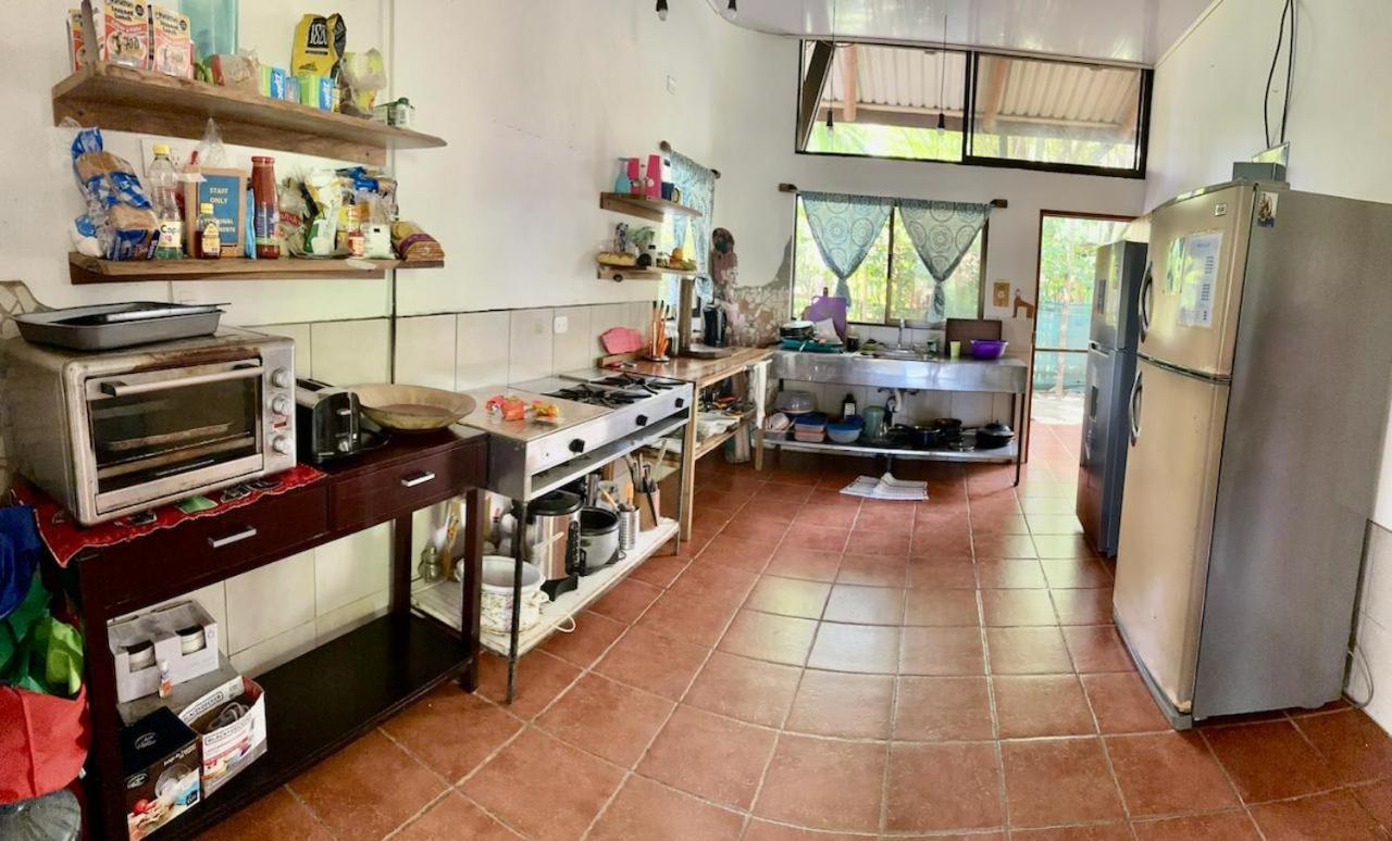 Luminosa Uvita Hostel Buitenkant foto
